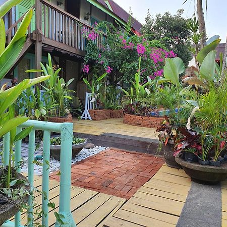 Bleu Verde, The Secret Garden - Turtle Point Beach Gili Trawangan Exterior foto